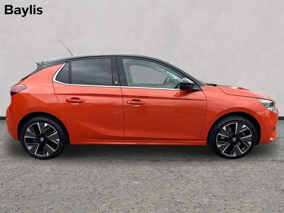 Used Vauxhall Corsa-e Elite 98 kW (134 HP) 2020 Orange Hatchback