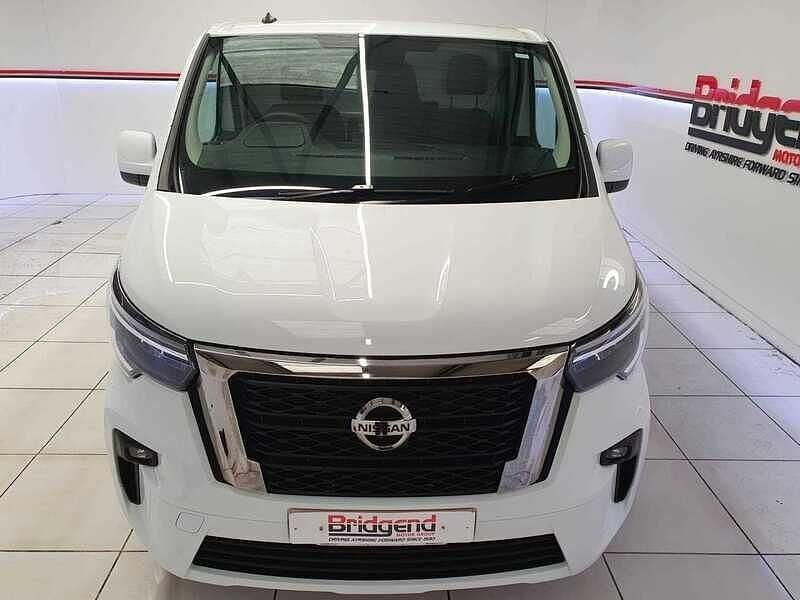 Usado Nissan Primastar Acenta 110 CV (80 kW) 2022 Blanco Monovolumen
