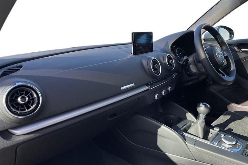 Used Audi A3 Design 150 HP (110 kW) 2020 Floret silver Sedan