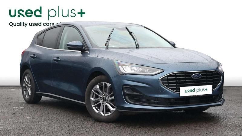 Used Ford Focus Titanium 125 HP (91 kW) 2022 Blue Hatchback