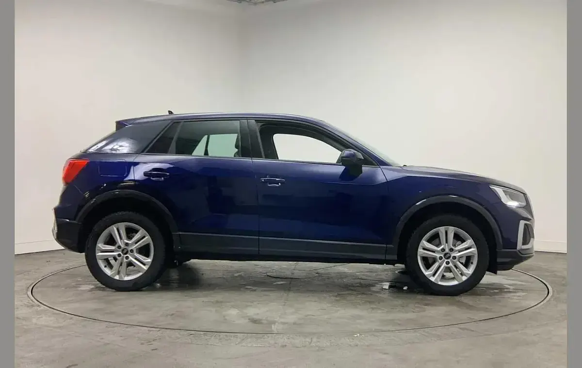 Used Audi Q2 Sport 147 HP (108 kW) 2026 Blue SUV
