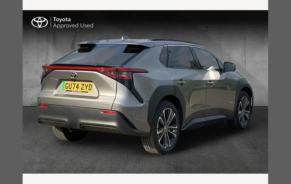 Used Toyota bZ4X Edition 160 kW (218 HP) 2024 Precious metal SUV