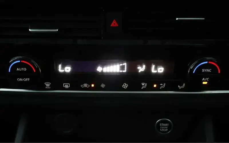 Used Nissan Qashqai Acenta Premium 140 HP (102 kW) 2023 Black SUV