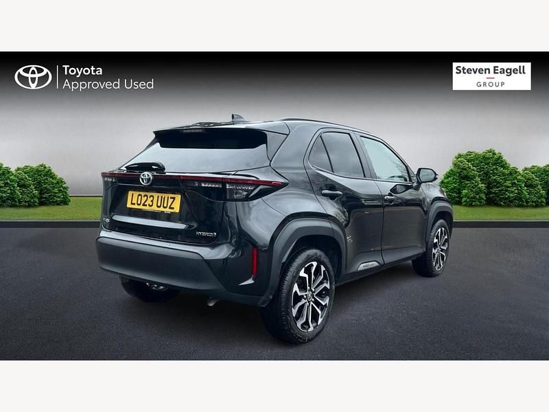Used Toyota Yaris Hybrid Design 2023 Black Hatchback