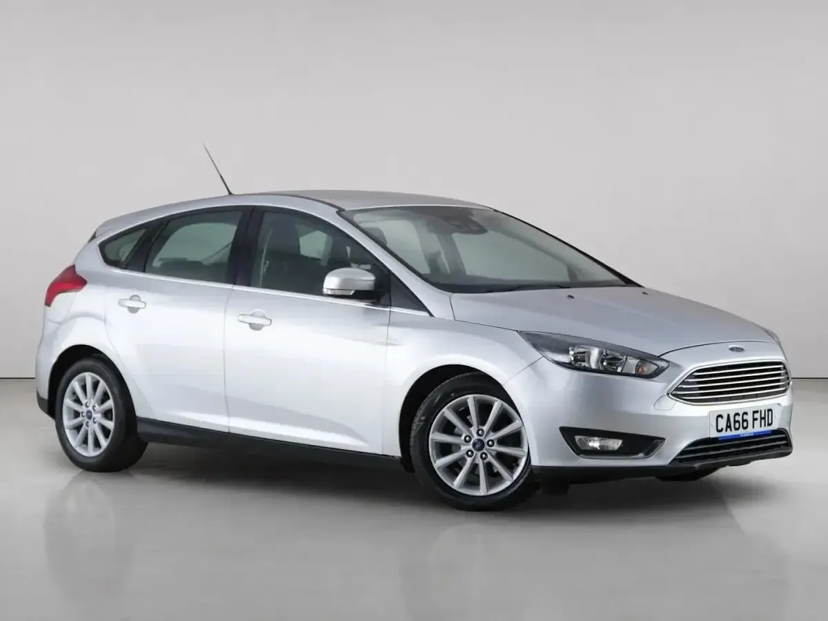 Used Ford Focus Titanium 125 HP (91 kW) 2017 Hatchback