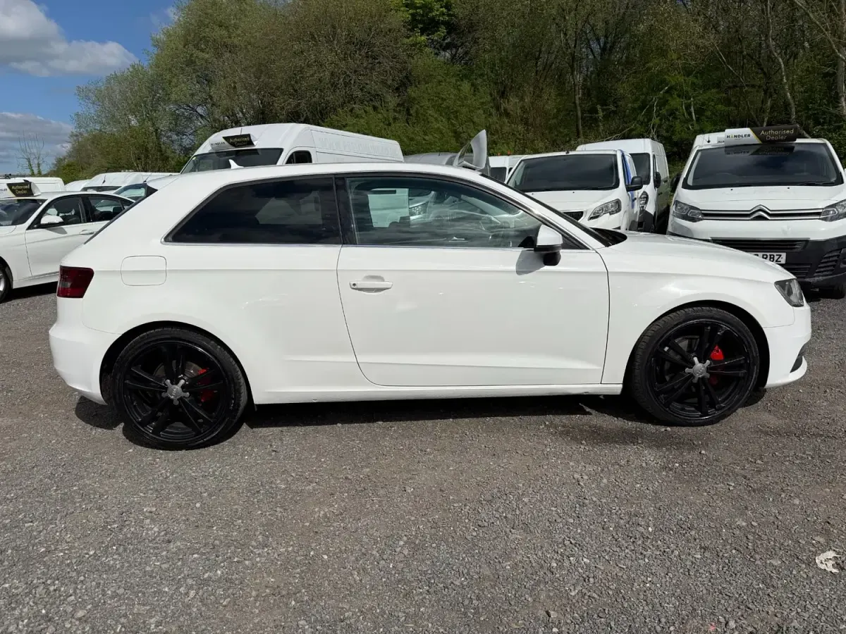 Usado Audi A3 Sport 150 HP (110 kW) 2016 Branco Citadino