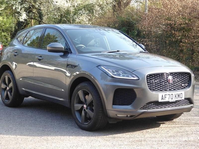 Usado Jaguar E-Pace Chequered Flag 200 HP (147 kW) 2020 Cinzento SUV
