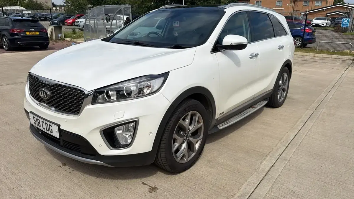 Used Kia Sorento 200 HP (147 kW) 2016 White SUV