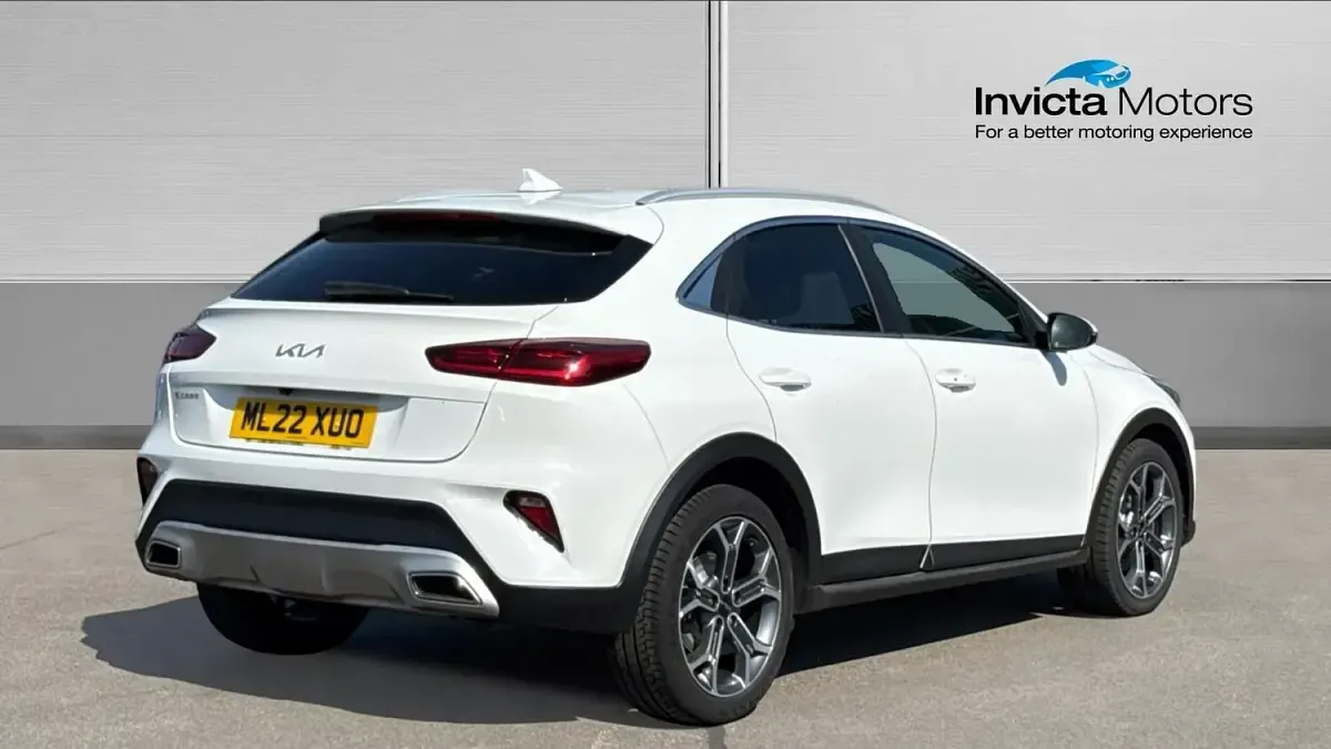 Used Kia XCeed 158 HP (116 kW) 2022 White SUV