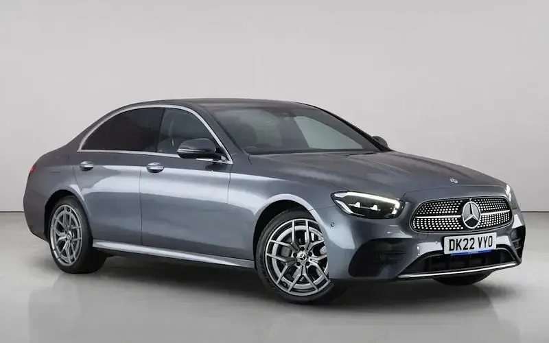 Used Mercedes E300 AMG line 265 HP (194 kW) 2022 Sedan