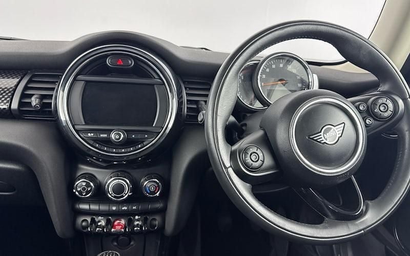 Used Mini Cooper S Classic 192 HP (141 kW) 2020 Hatchback