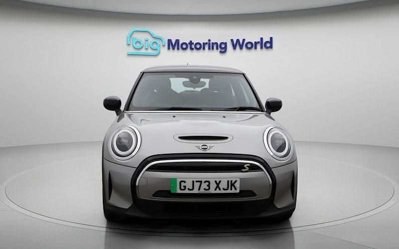 Used Mini Cooper Level 2 135 kW (184 HP) 2023 Hatchback