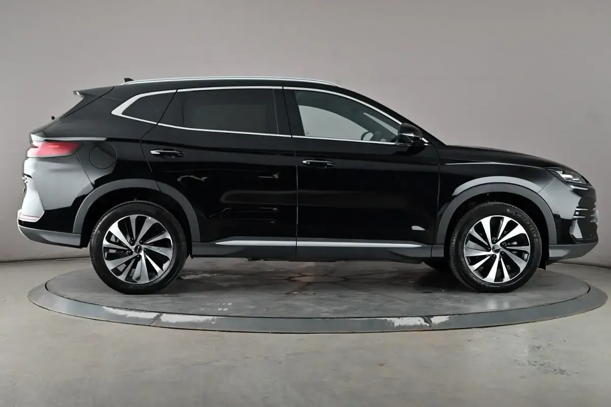 Used BYD Seal U Comfort 218 HP (160 kW) 2025 Black SUV