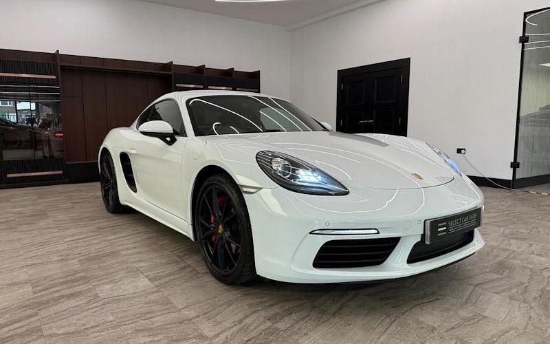 Used 2025 Porsche 718 Cayman Coupe | £34,990 - Image 1/4