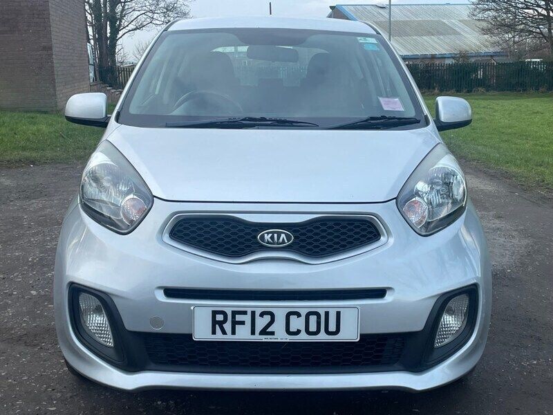 Used Kia Picanto 68 HP (50 kW) 2012 Silver Hatchback