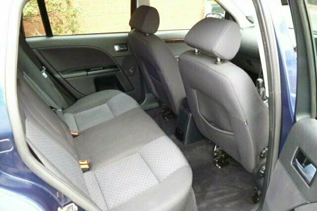 Używany Ford Mondeo 2004 Hatchback