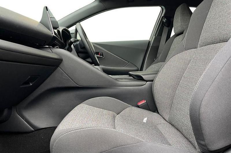 New Toyota C-HR Design 140 HP (102 kW) 2026 Midnight teal SUV