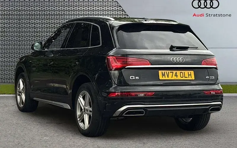 Used Audi Q5 S-Line 265 HP (194 kW) 2024 Black SUV