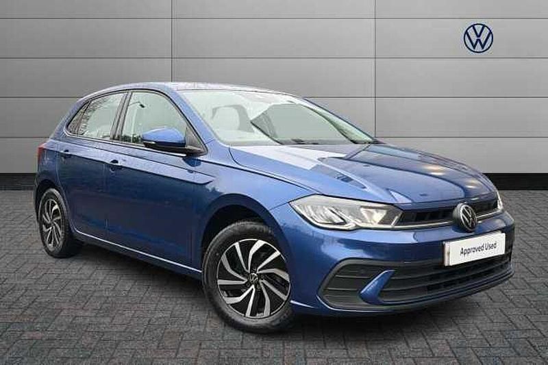 Used VW Polo Life 80 HP (58 kW) 2022 Blue Hatchback