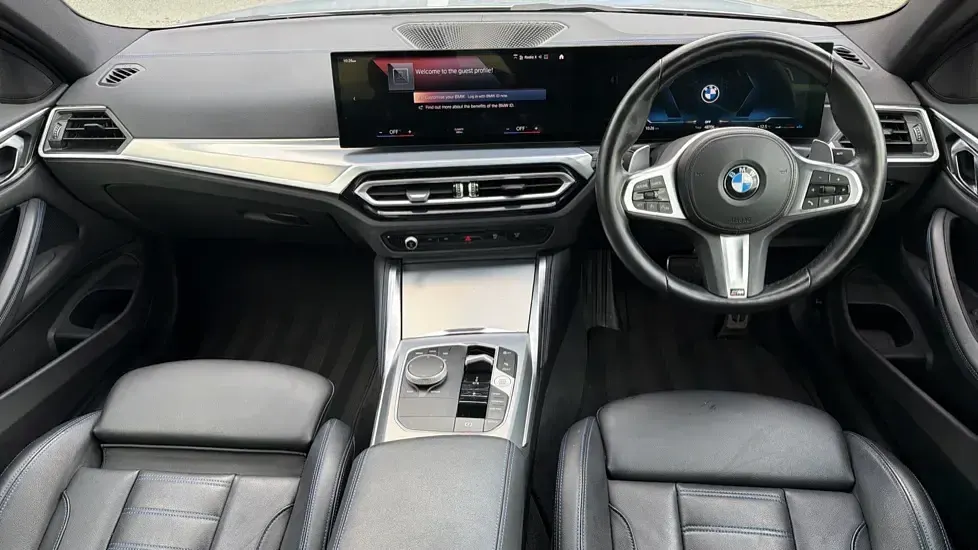 Usado BMW 420 M Sport 181 HP (133 kW) 2023 Cinzento Coupé