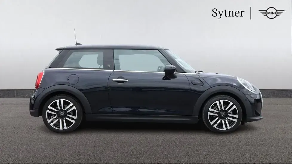 Used Mini Cooper Exclusive 134 HP (98 kW) 2023 Black Hatchback