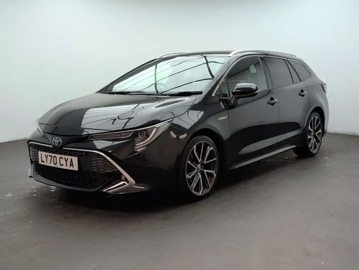 Used Toyota Corolla 184 HP (135 kW) 2021 Black Estate