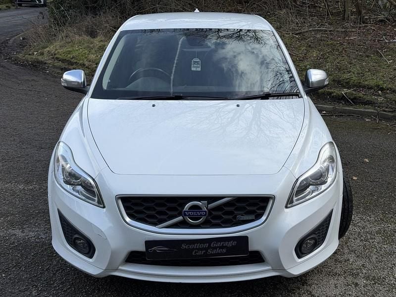 Used Volvo C30 R-Design 145 HP (106 kW) 2012 White Hatchback