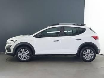 Used Dacia Sandero Essentiel 91 HP (66 kW) 2022 White Hatchback