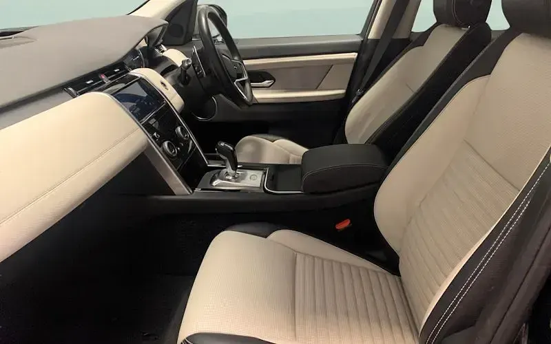 Used Land Rover Discovery 5 R-Dynamic 163 HP (119 kW) 2020 SUV