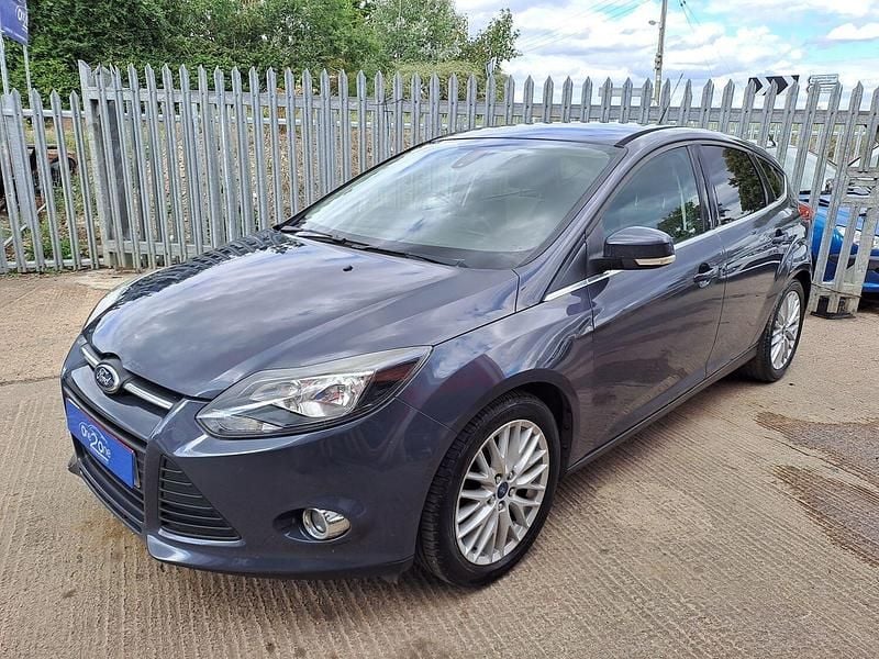 Grey Used 2014 Ford Focus Zetec Hatchback | £3,295 (A bit pricey) - Image 1/4