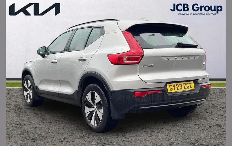 Used Volvo XC40 Plus 207 HP (152 kW) 2023 Silver SUV