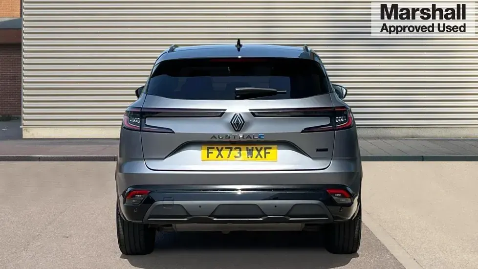Used Renault Austral Iconic Esprit Alpine 200 HP (147 kW) 2023 Grey/black SUV