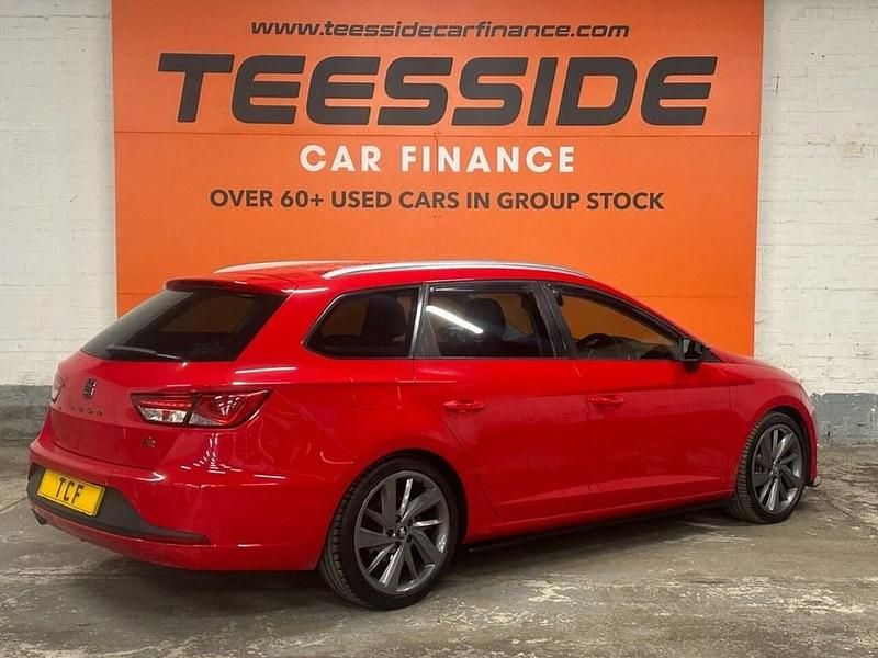 Used Seat Leon FR Sport 184 HP (135 kW) 2014 Red Estate