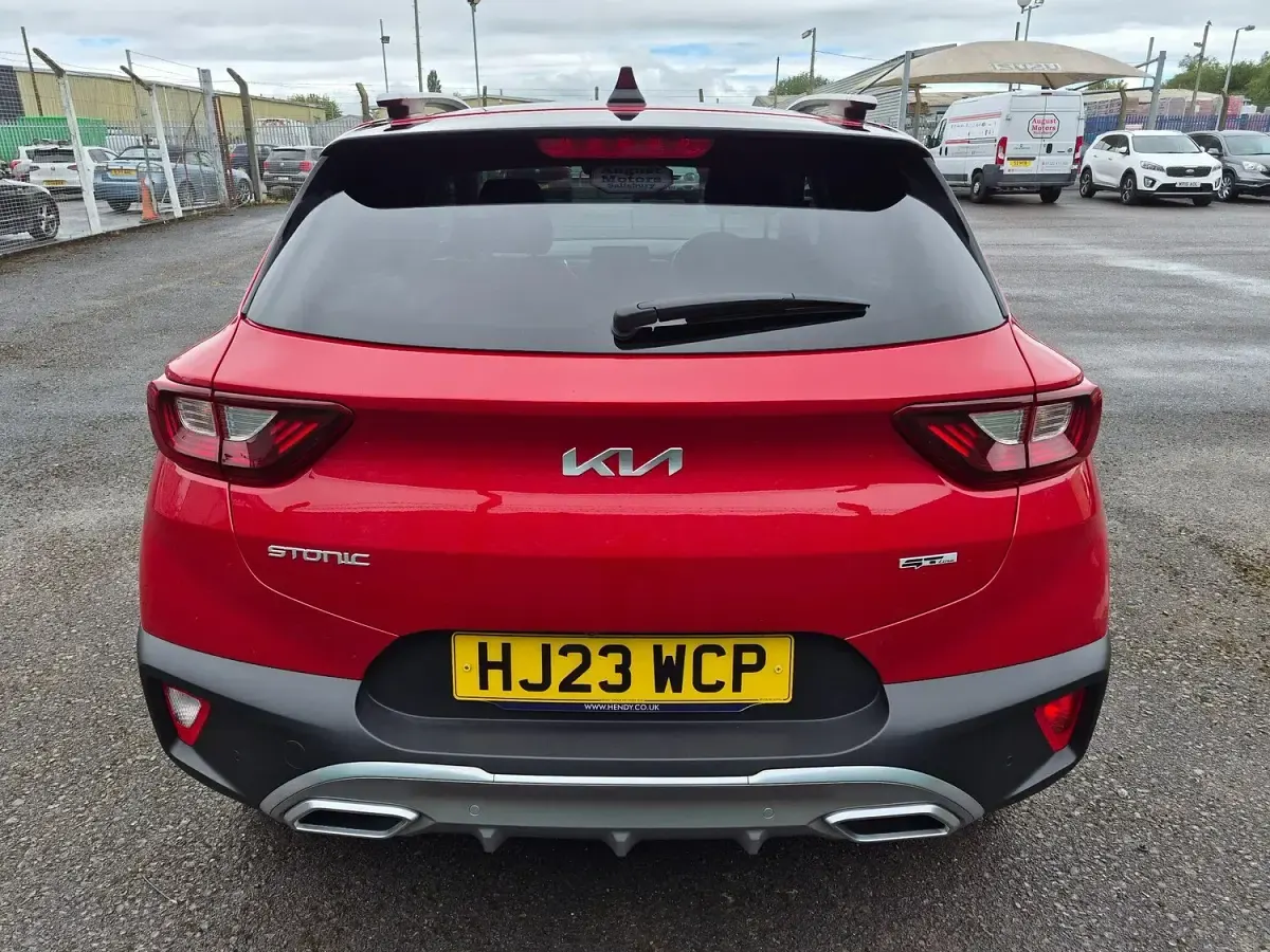 Used Kia Stonic GT-Line S 118 HP (86 kW) 2023 Red SUV