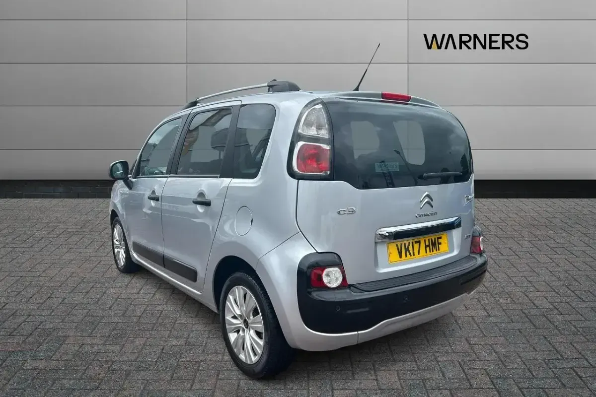 Usado Citroën C3 Picasso 99 HP (72 kW) 2017 Cinzento Monovolume