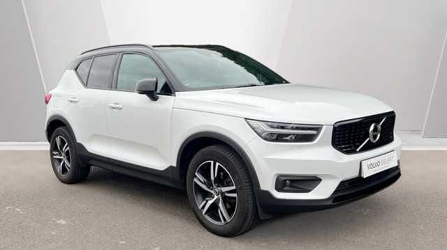 Used 2020 Volvo XC40 R-Design SUV | £19,873 (Fair price) - Image 1/4