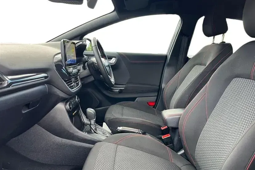 Usado Ford Puma ST-Line 125 CV (91 kW) 2023 Negro SUV