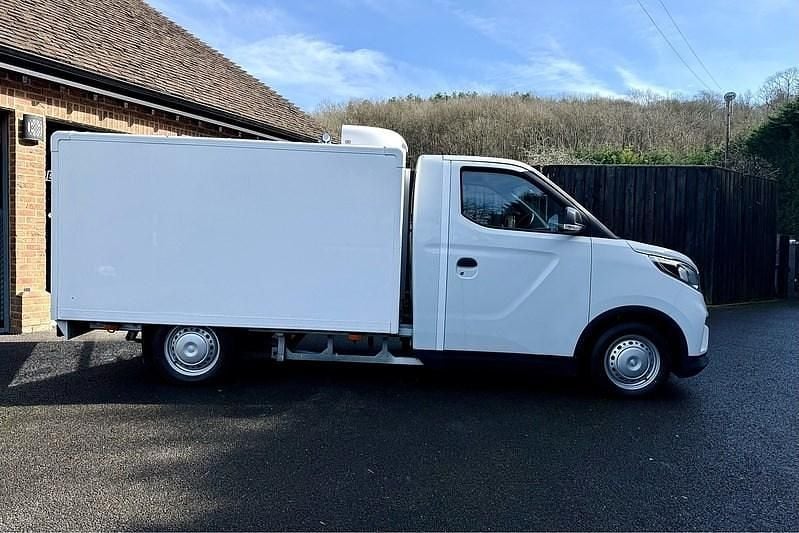 Used Maxus eDeliver 3 89 kW (122 HP) 2022 White Van