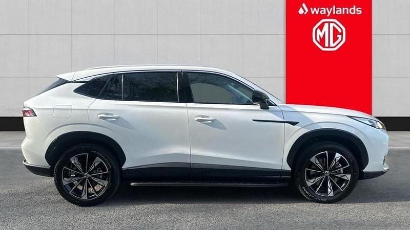 New MG HS Trophy 2025 White SUV