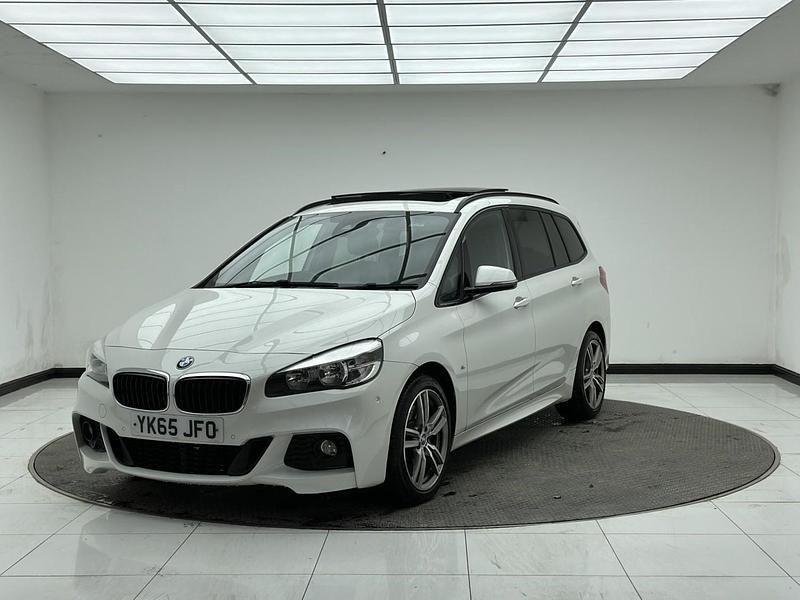 Used BMW 220 M Sport 190 HP (139 kW) 2015 White Estate