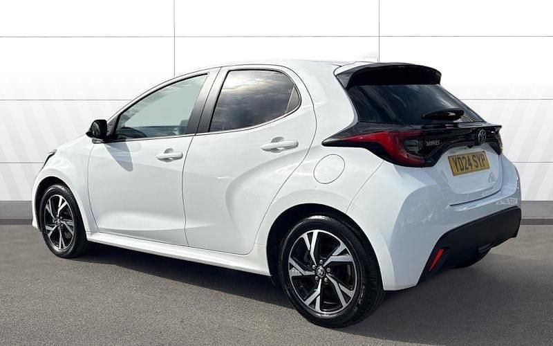 Second-hand Toyota Yaris Hybrid Design 116 CP (85 kW) 2026 Hatchback