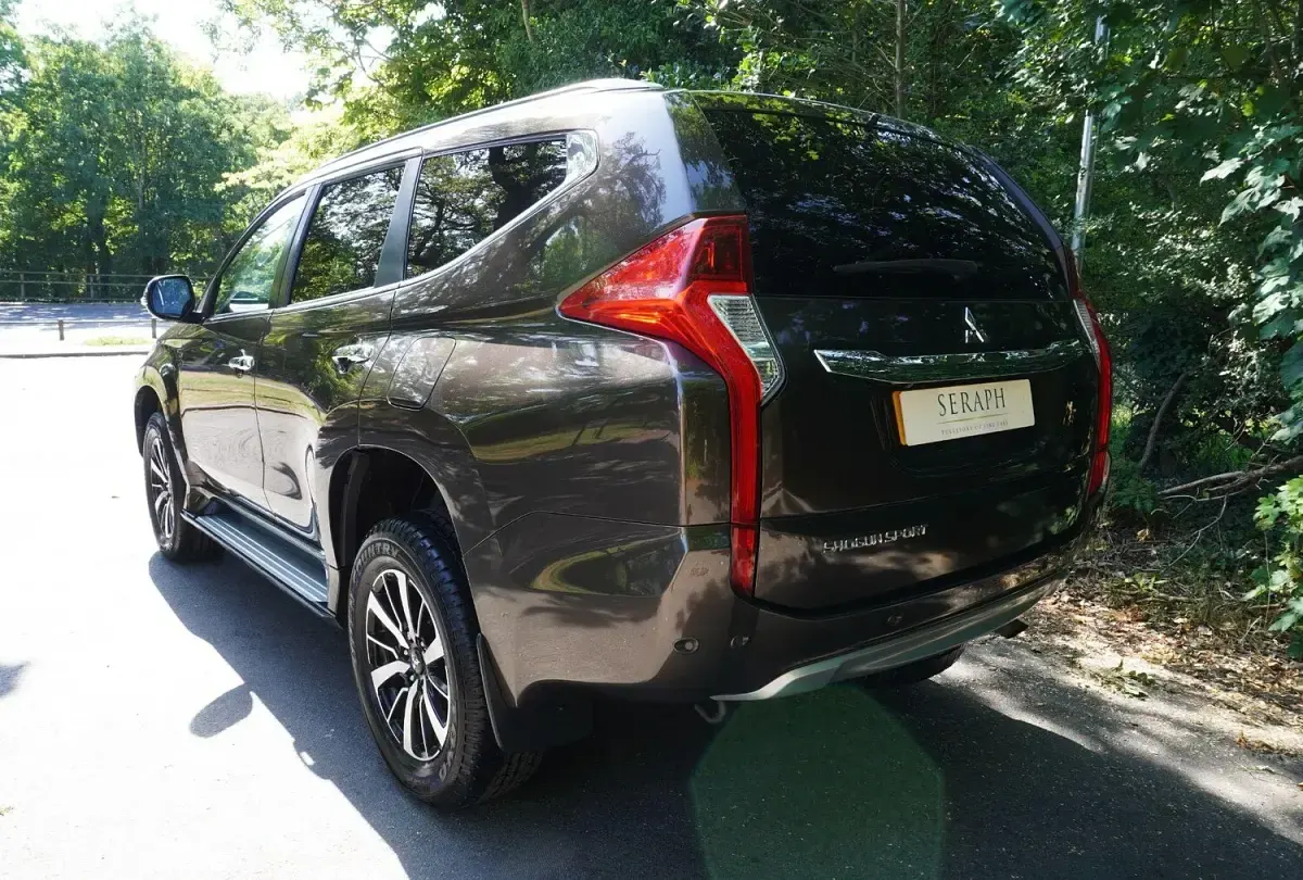 Used Mitsubishi Shogun 178 HP (130 kW) 2021 Bronze SUV