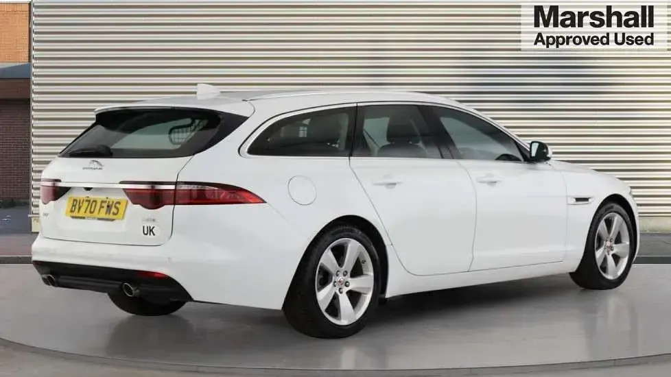 Second-hand Jaguar XF Portfolio 250 CP (183 kW) 2020 Alb Break