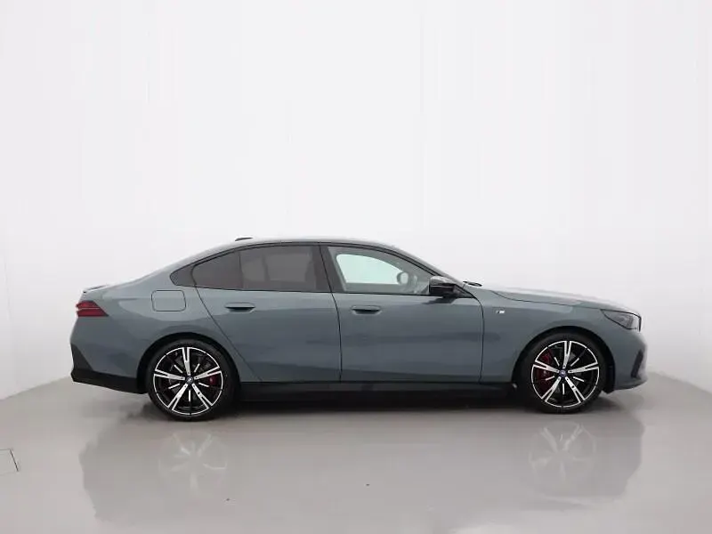 Used BMW i5 Shadowline 442 kW (601 HP) 2024 Green Sedan