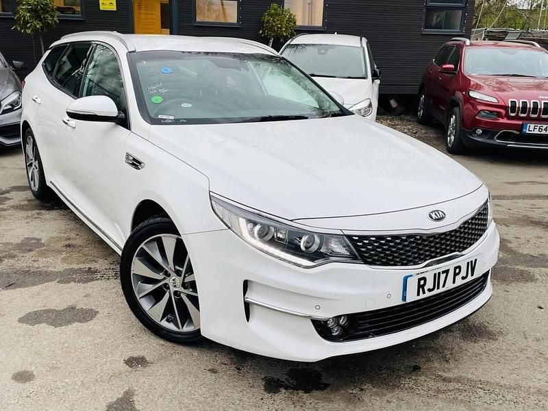 Used Kia Optima 141 HP (103 kW) 2017 White Estate