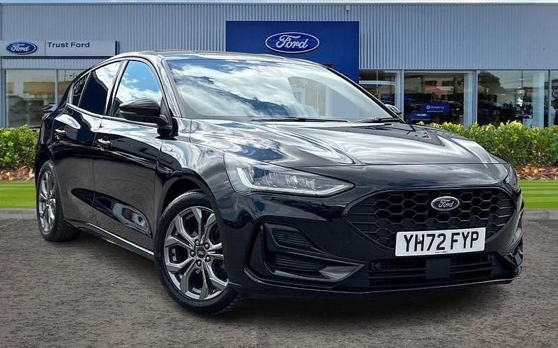 Used 2023 Ford Focus ST-Line Hatchback | £14,670 (Fair price) - Image 1/4