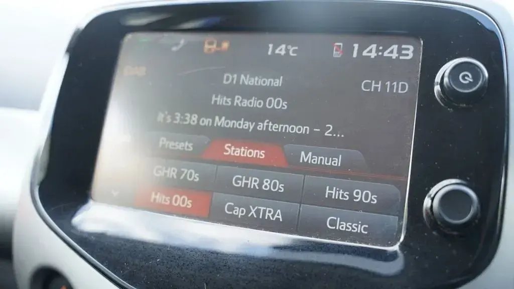 Używany Citroën C1 Feel 68 KM (50 kW) 2015 Pomarańczowy Hatchback