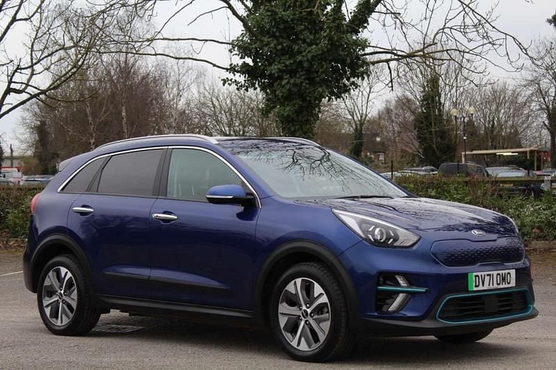 Blue Used 2021 Kia e-Niro SUV | £11,490 - Image 1/4