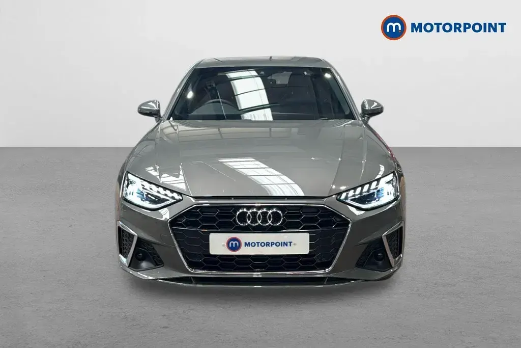 Gebraucht Audi A4 S-Line 2022 Grau Limousine