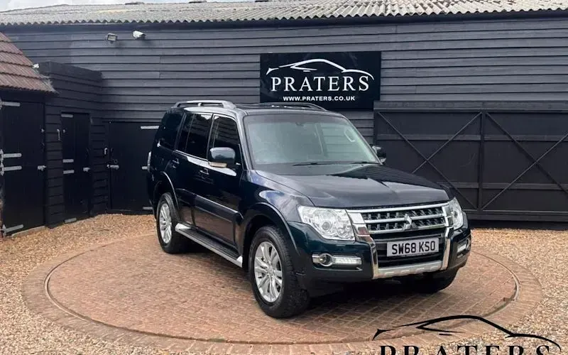 Used Mitsubishi Shogun 190 HP (139 kW) 2017 SUV